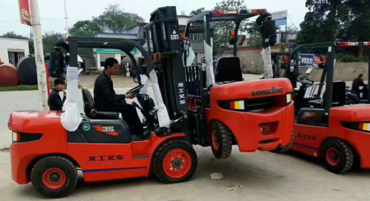 北京邮电大学世纪学院叉车出租